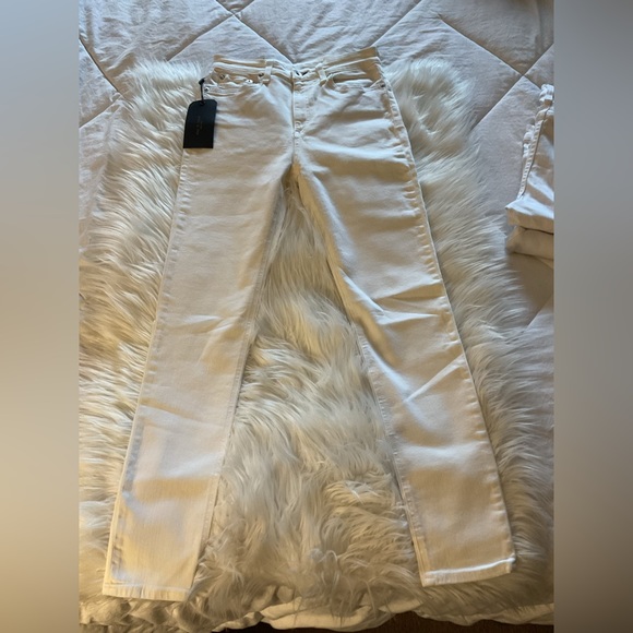 Rag & Bone HIGH RISE ANKLE SKINNY
Slim Fit Ankle White Jean - Picture 10 of 11